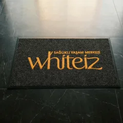 Whiteiz Sağlıklı Yaşam Merkezi klinik logolu paspas örneği 60 x 100 cm