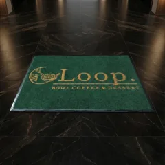 Tasarım logolu paspas - Loop. Bowl Coffee & Dessert için üretilen 70x100 siyah paspas.
