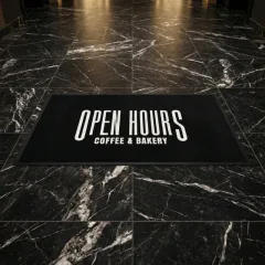 Kaliteli logolu paspas - Open Hours Coffee & Bakery için üretilen 80x150 siyah paspas.