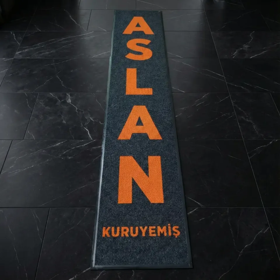 Aslan Kuruyemiş mağaza logolu paspas örneği 60 x 300 cm