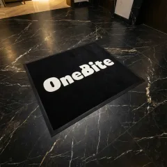 One Bite restoran logolu paspas örneği 80 x 90 cm