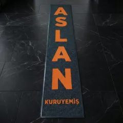Aslan Kuruyemiş mağaza logolu paspas örneği 60 x 300 cm