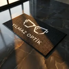 Yılmaz Optik mağaza logolu paspas örneği 100 x 200 cm