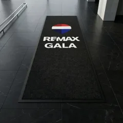 Remax Gala emlak ve inşaat ofisi logolu paspas örneği 120 x 360 cm