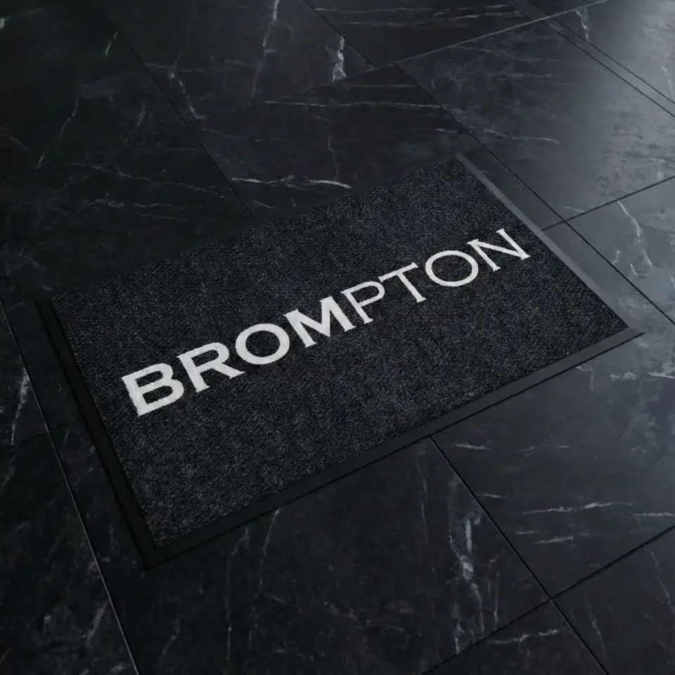 Brompton Coffee Bakery cafe logolu paspas örneği 60 x 90 cm
