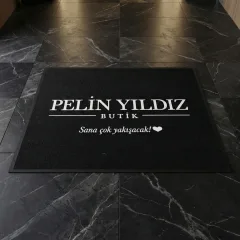 Pelin Yıldız butik logolu paspas örneği 150 x 200 cm