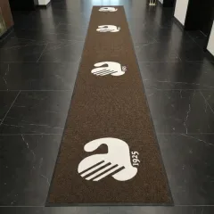 Akveren restoran logolu paspas örneği 110 x 700 cm