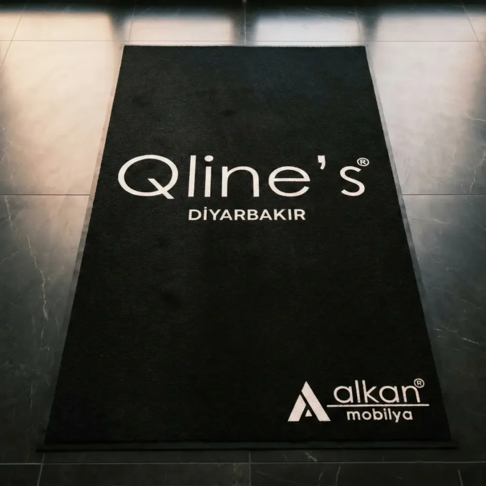 Alkan Mobilya mağaza logolu paspas örneği 120 x 200 cm