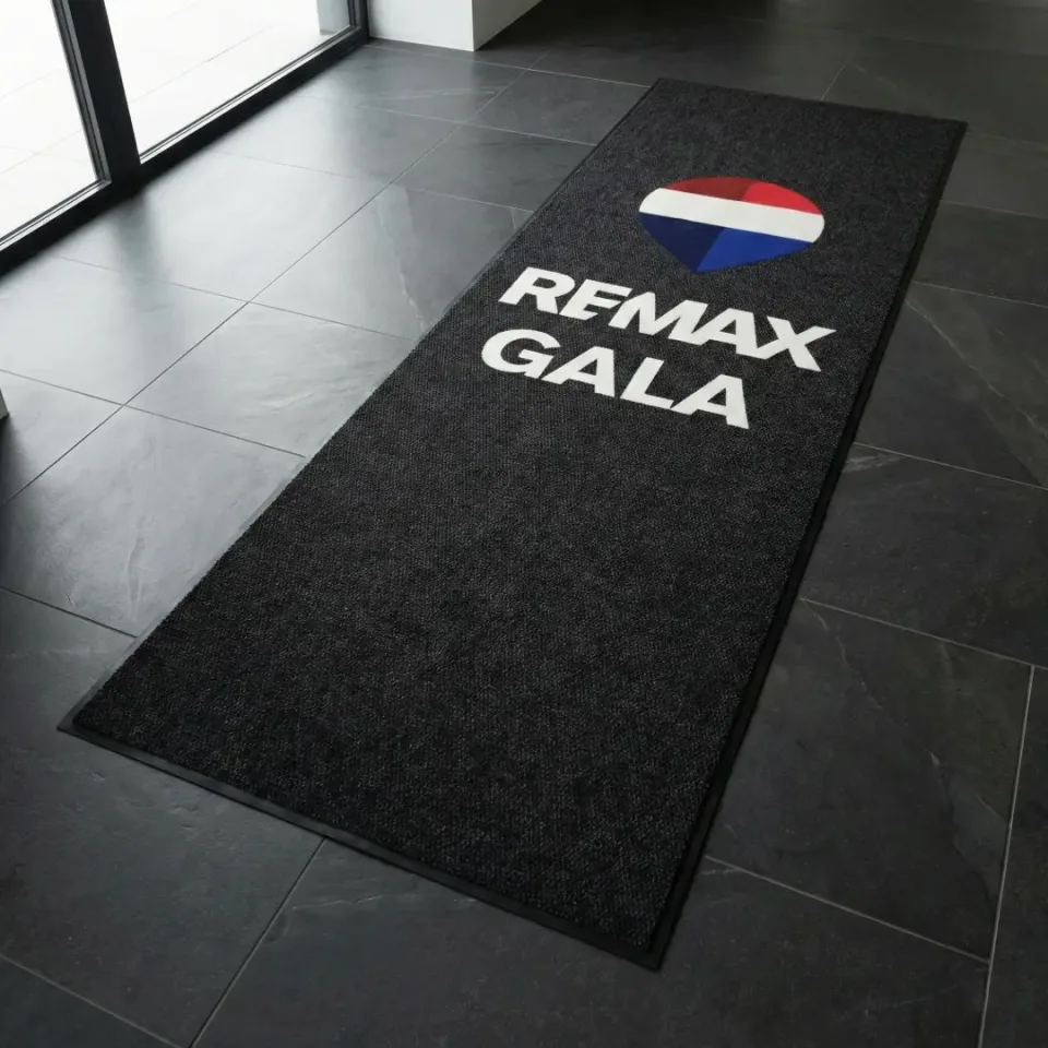 Remax Gala emlak ve inşaat ofisi logolu paspas örneği 120 x 360 cm