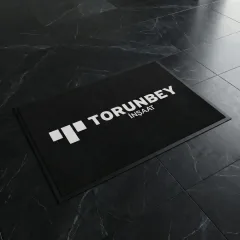 Torunbey İnşaat emlak ve inşaat ofisi logolu paspas örneği 100 x 150 cm