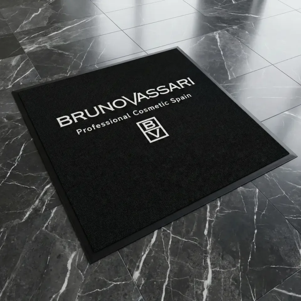 Bruno Vassari mağaza logolu paspas örneği 130 x 130 cm